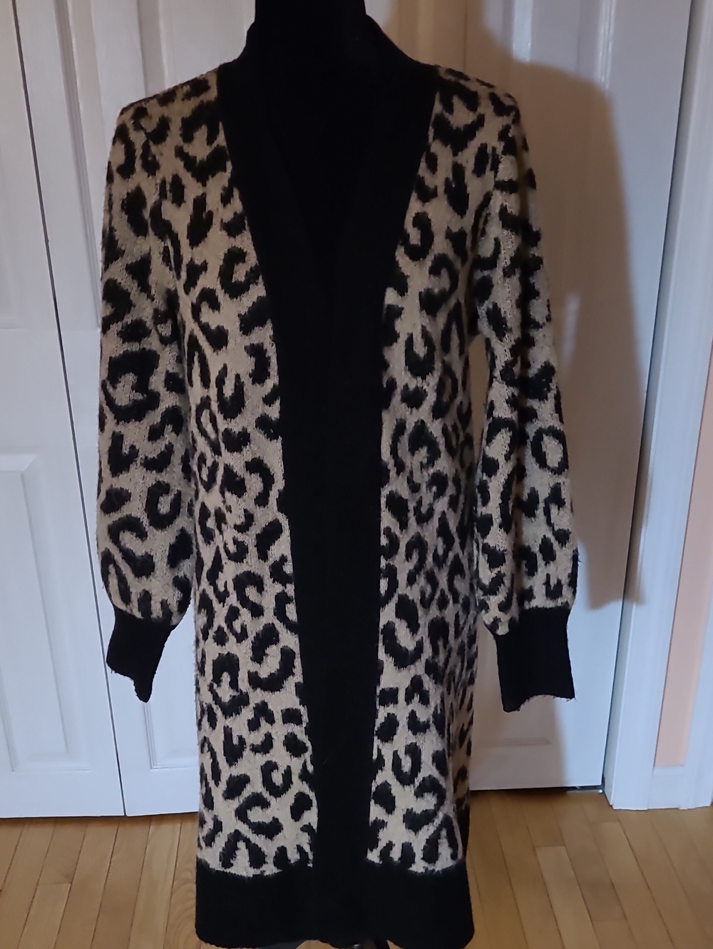 Marled Leopard-Print Open-Front Long Cardigan - Black and Cream
